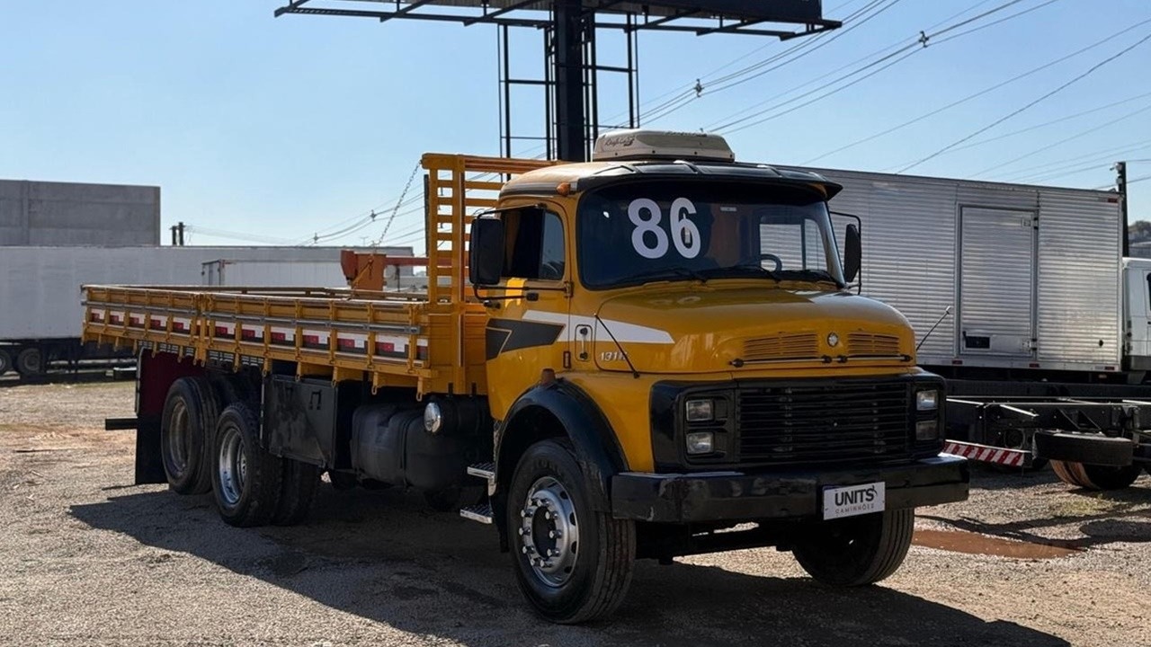 CAMINHÕES MERCEDES À VENDA A PARTIR DE 50 MIL