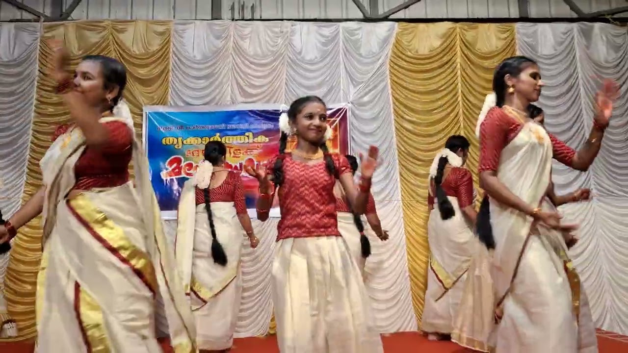 തിരുവാതിര - പുള്ള് ശ്രീ കാര്‍ത്ത്യായനി ഭഗവതി ക്ഷേത്രം വിളക്ക്