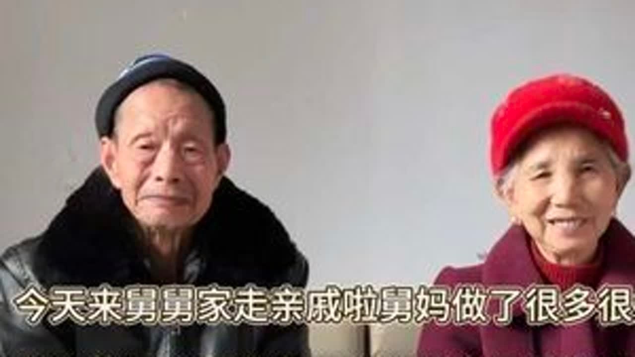 看着再婚的妈妈过的这么不幸福还生了一个小弟弟，让我的心里也很不舒服，今天她带着我和小丁来到了舅舅家走亲戚，饭前说起 我和我的父亲长的非常相似导致以前怎么看我都喜欢不起来！再加上陈家对她不好，她把...