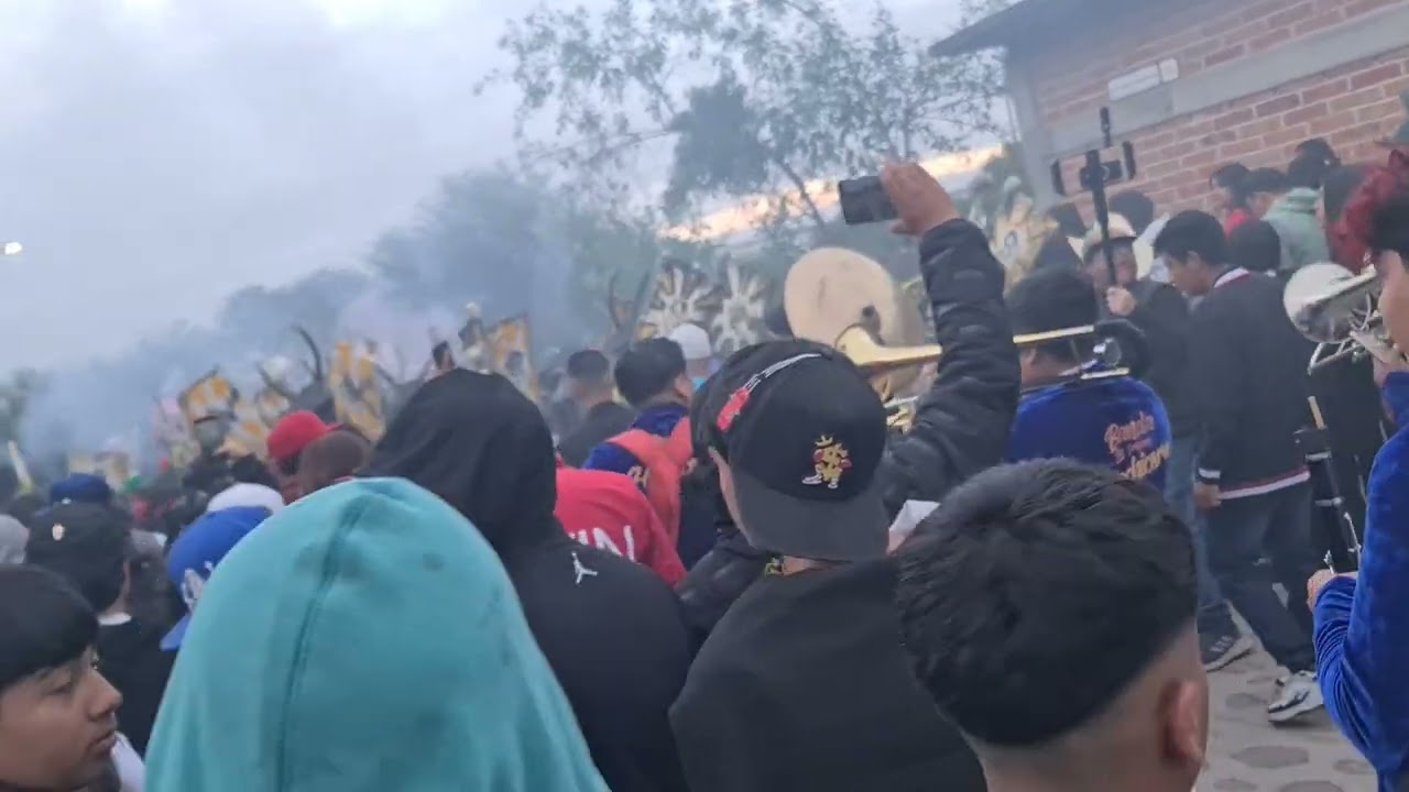 LA NEGRA MERECUNBE BANDA LA HECHICERA 