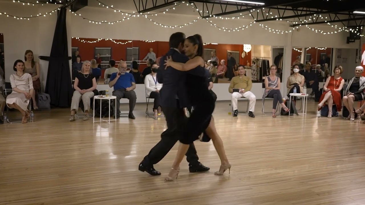 Carina Colmeiro & Ivan Aleksandrov Milonga, Carlos Di Sarli 