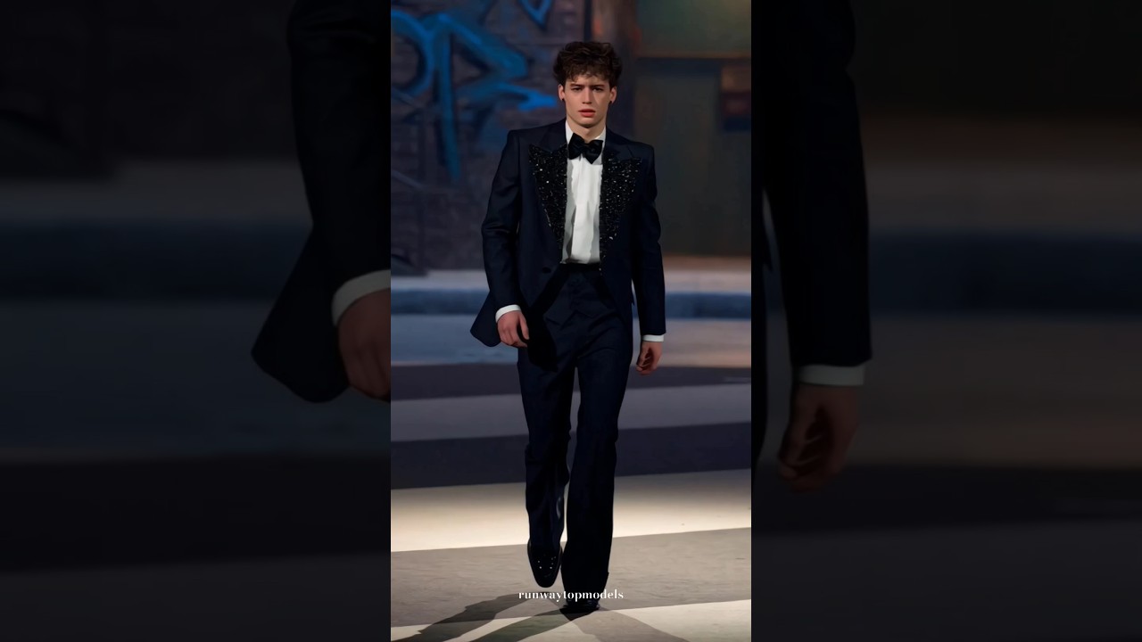 B&aacute;ch Buquen for Dsquared2 FW25