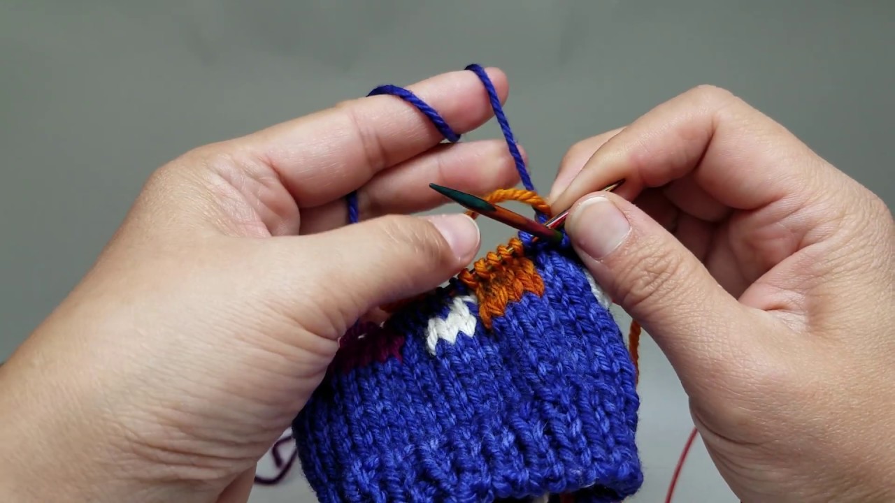 Knitting Intarsia in the round, using the float, Part 2