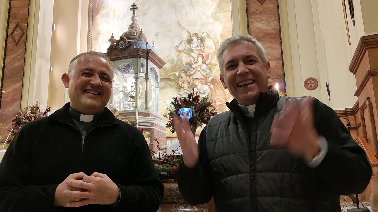 Feliz Año nuevo de parte de los sacerdotes del Corpus Christi