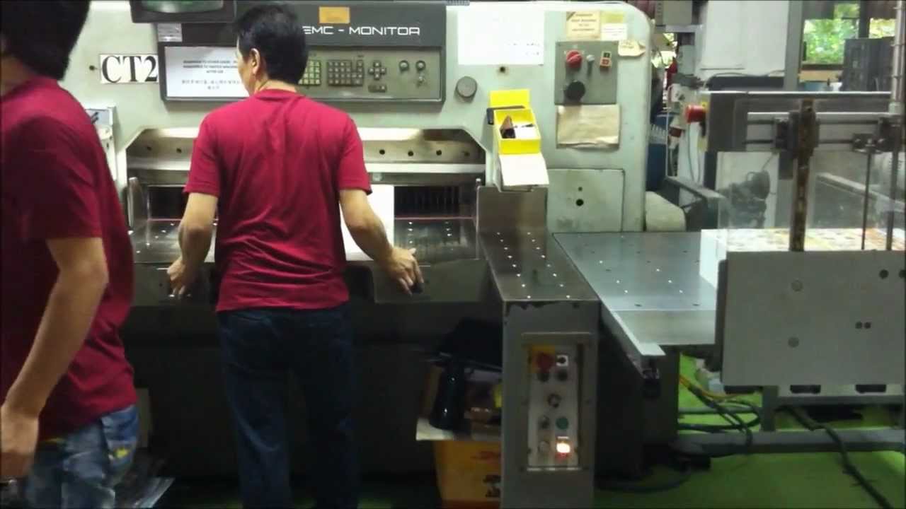 Polar Cutter/Guillotine System 2 @ Ho Printing.wmv