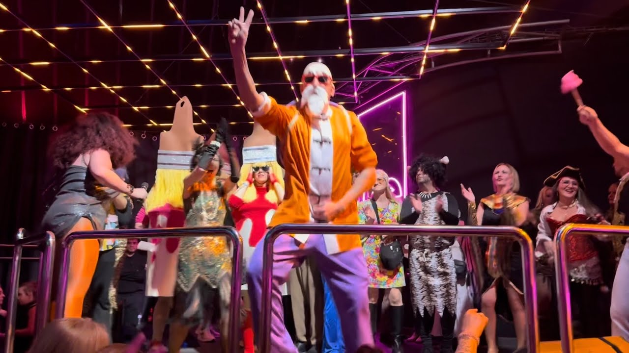 Concurso de Disfraces 🎭 Carnaval BoomBastic 🎉 Be Disco Molins de Rei (14-02-2026)