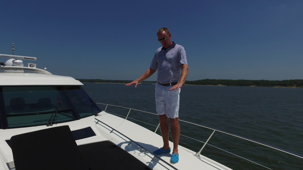 2016 Sea Ray 540 Sundancer for Sale at the MarineMax Dallas Yacht Center