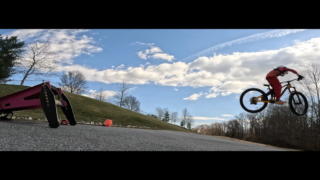 MTB Hopper Tricks