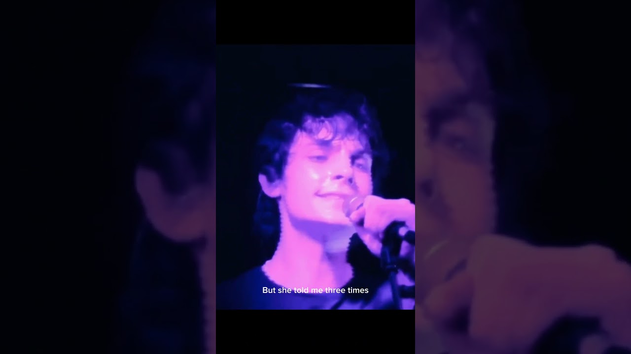 Glistening ✨ #liveshow #livemusic #livegig #liveperformance #gig #axlrose