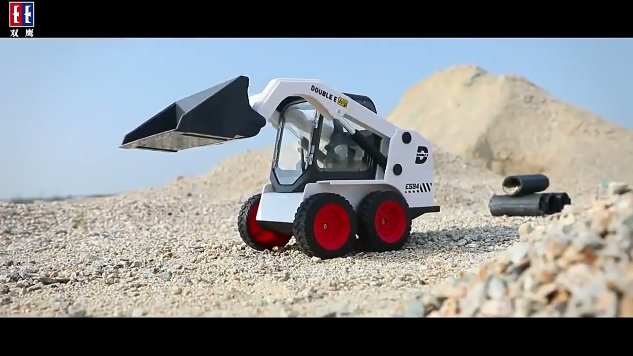 Double E E594 1/14 Remote Control Slip Loader Toy Car RC Truck