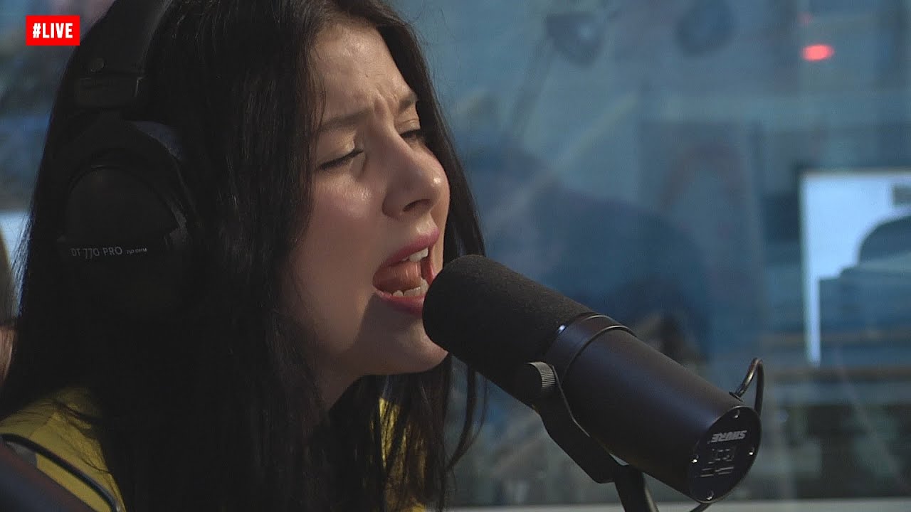 ВИА Гра - Девушки Из Высшего Общества (В.Меладзе) LIVE @ Авторадио