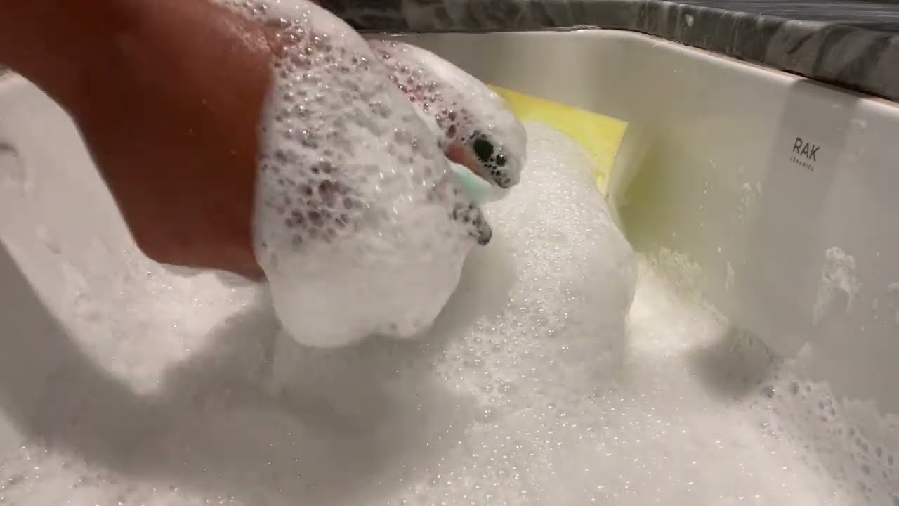 Sponge ASMR 💙💙💙 Rinsing with Water💦