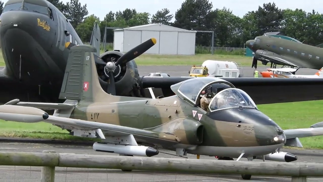 strikemaster landing at North Weald