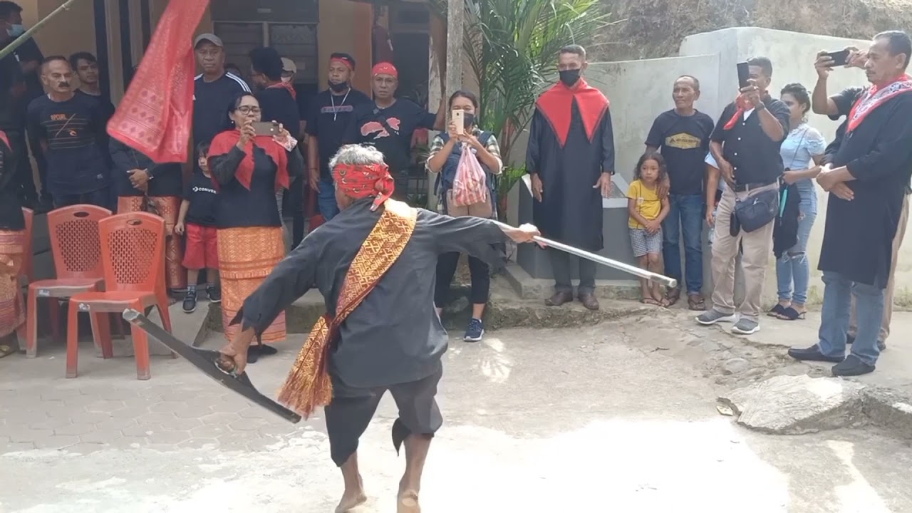 Sebagian dari rangkaian adat cuci Negri Soya 2021