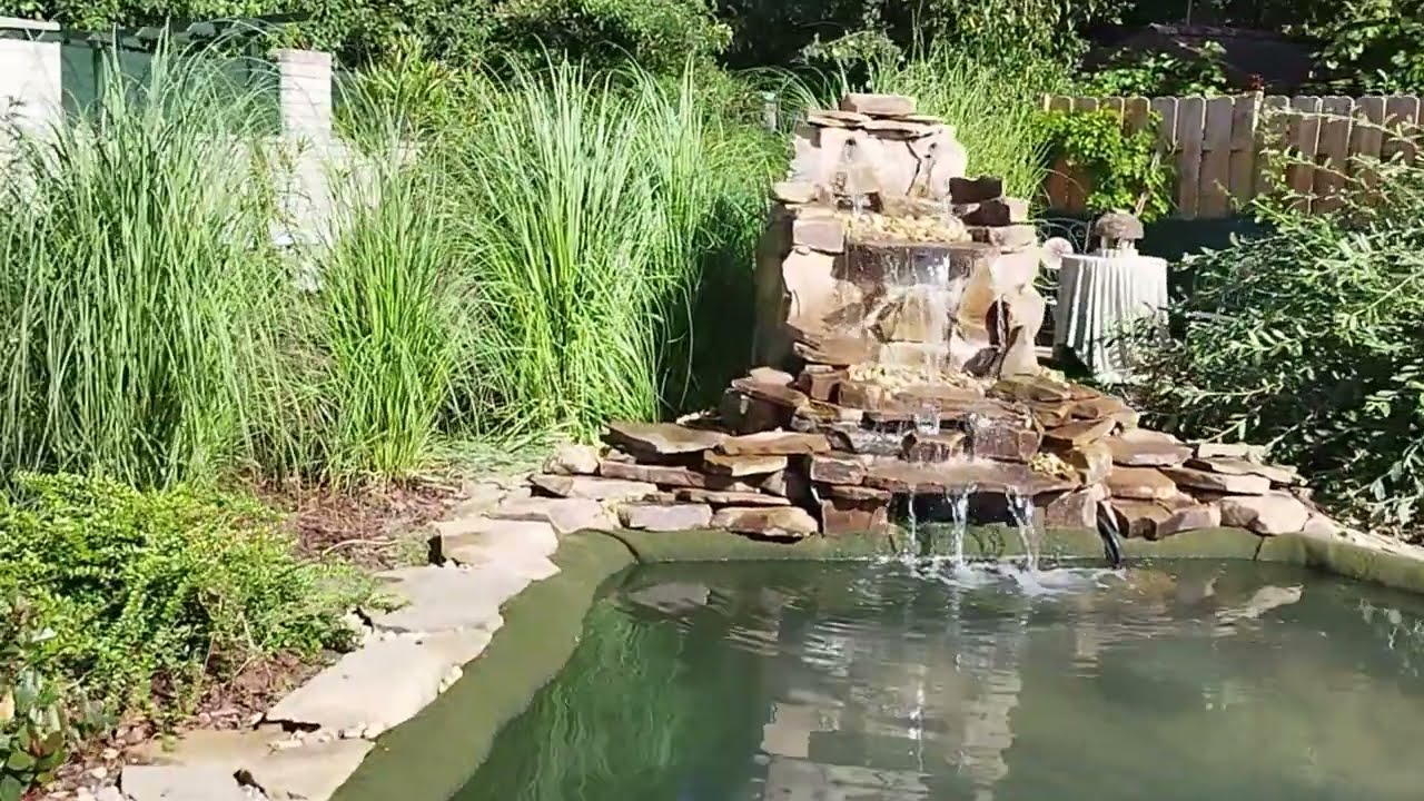Traumhafter See mit künstlichem Wasserfall – So wird’s gemacht! #waterfall  #gartenpflege #video