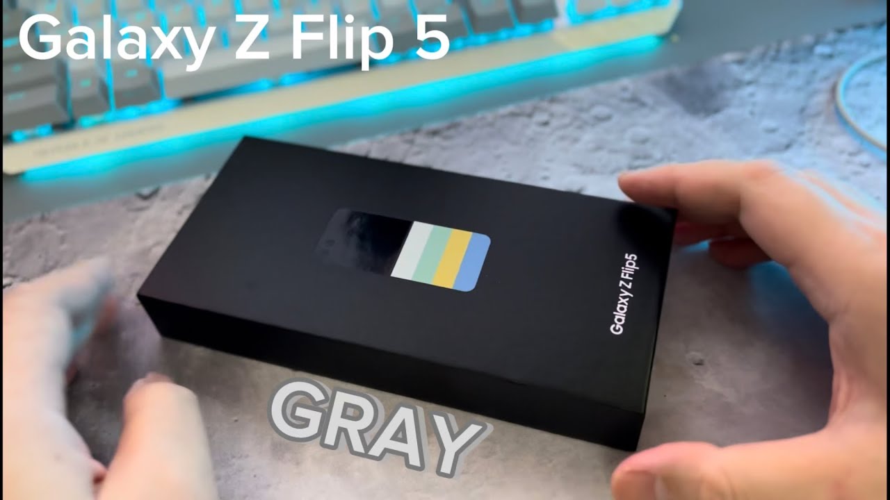 Unboxing Samsung Galaxy Z Flip5 Gray