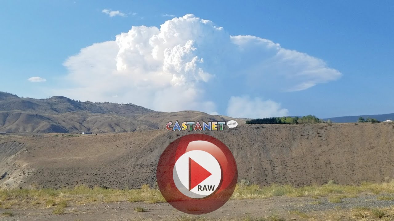 Pyrocumulus cloud over Sparks Lake wildfire
