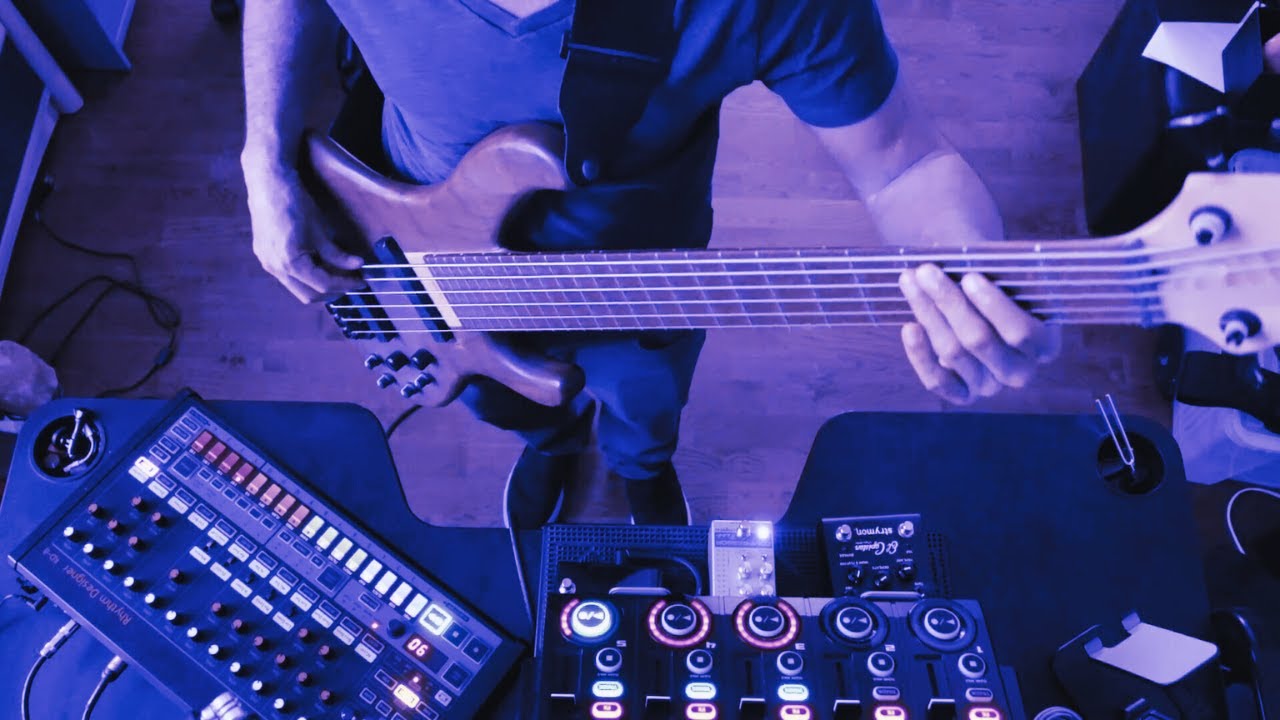 Cinematic Epic Ambient Post-Rock Grooves | Live Improvised Bass Looping