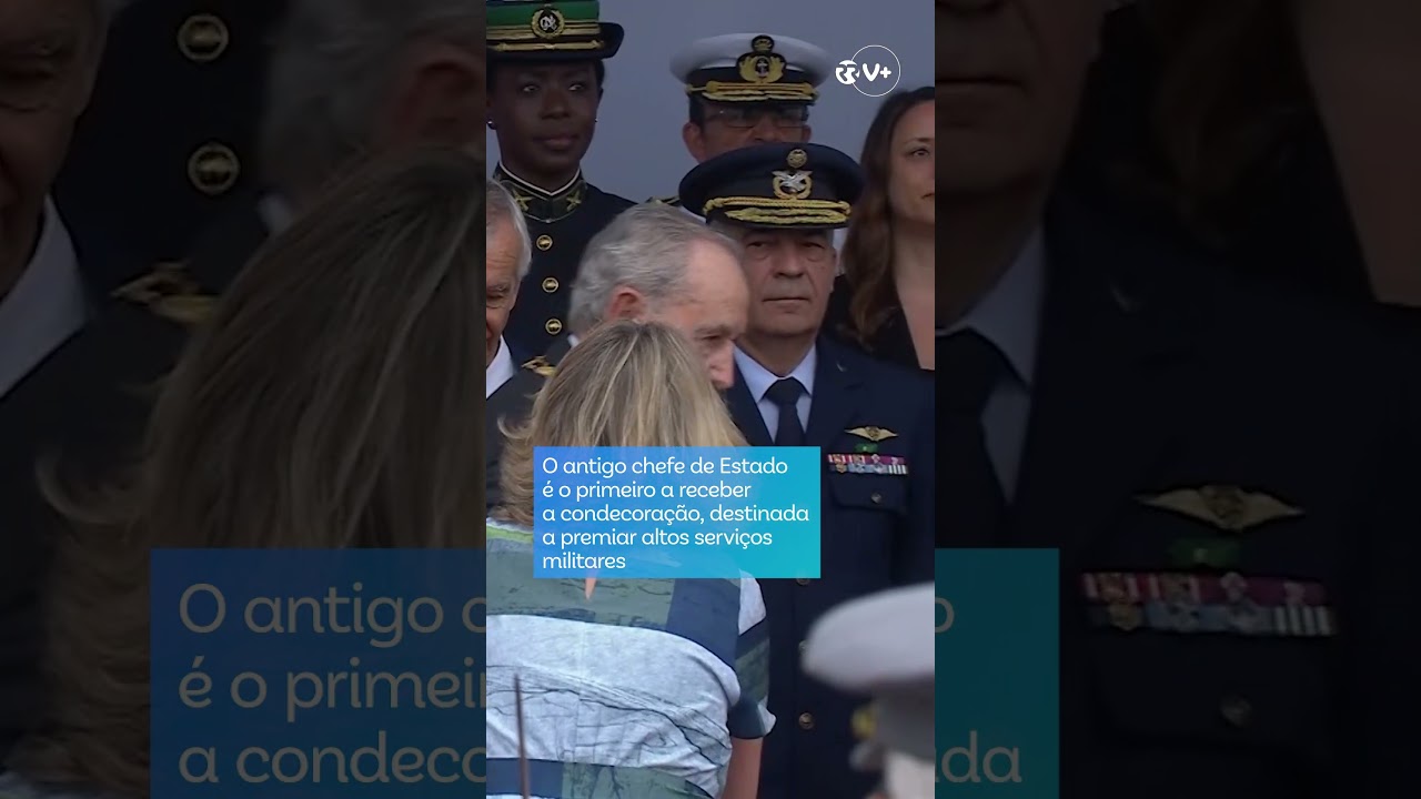 Emoção e aplausos. Ramalho Eanes condecorado por Marcelo no 10 de Junho