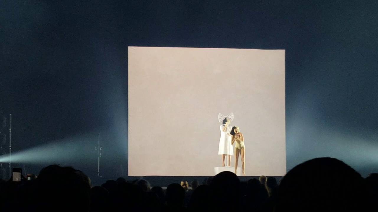 Sia- Alive, Phoenix 10-4-16