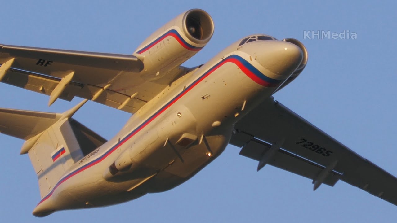 взлёт на закате Ан-72 самолёт с двигателями над крылом RF-72965