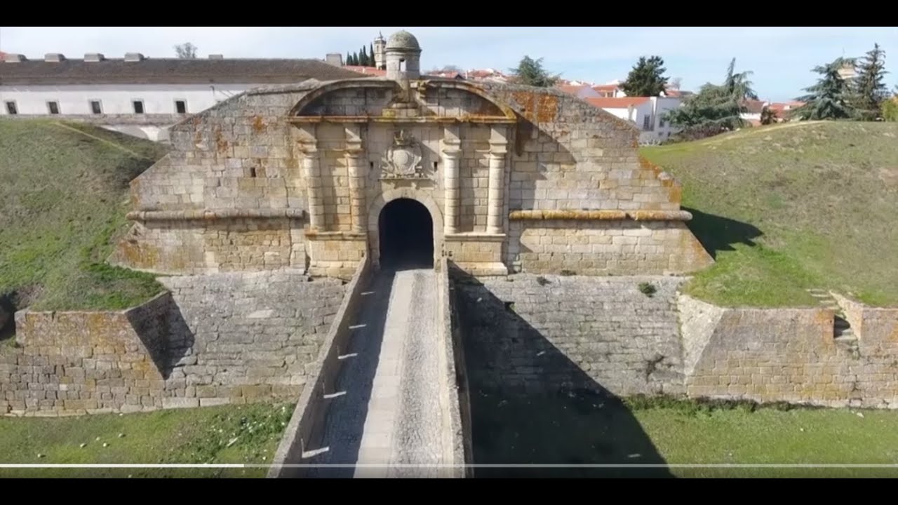 Boa Cama Boa Mesa: À descoberta das Aldeias Históricas de Portugal