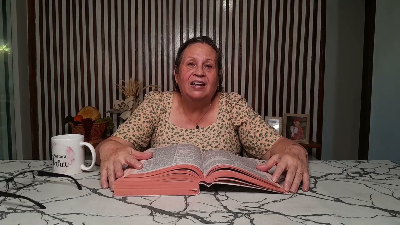 Um a outro ajudou ...