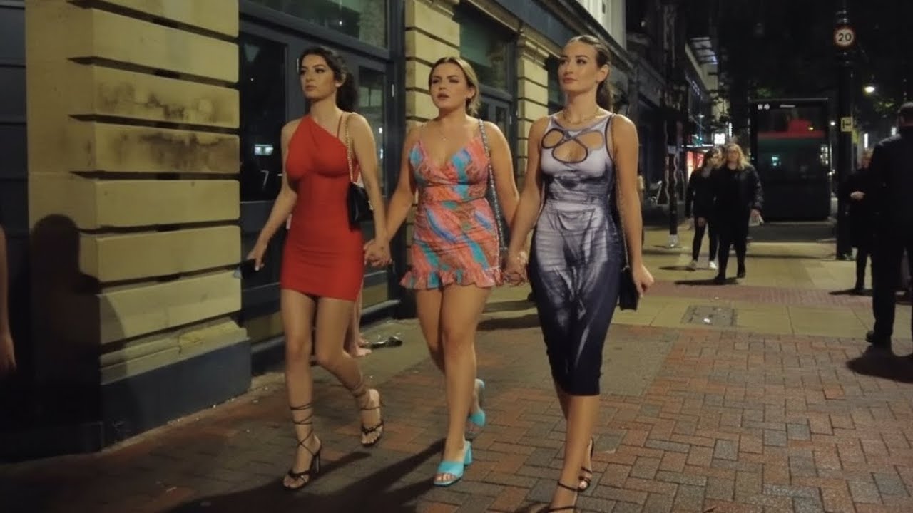 MANCHESTER Nightlife 2026 🇬🇧 | Crazy Party Streets & Walking Tour 4K HDR at 1:00 AM