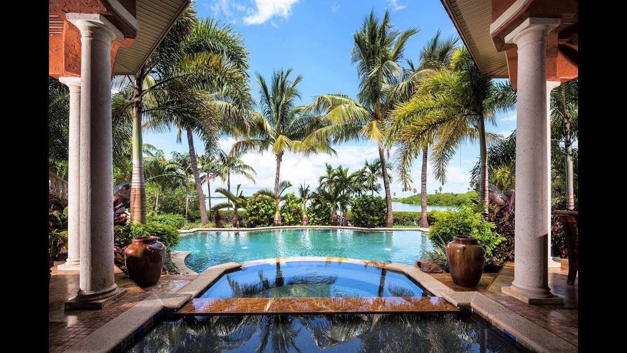 1427 Oceanview Drive, Tierra Verde, Florida 33715