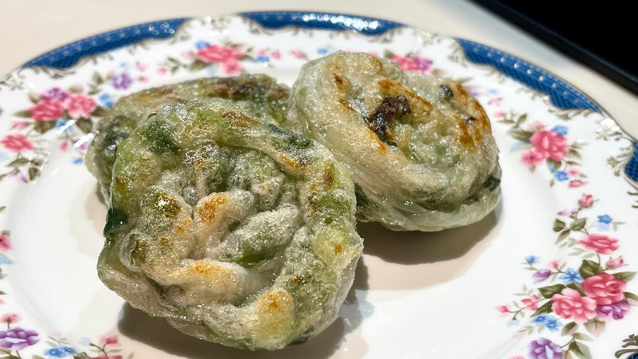 【煎米紙蔥粒餅】 Pan-fried Rice Paper with spring onions pancakes 