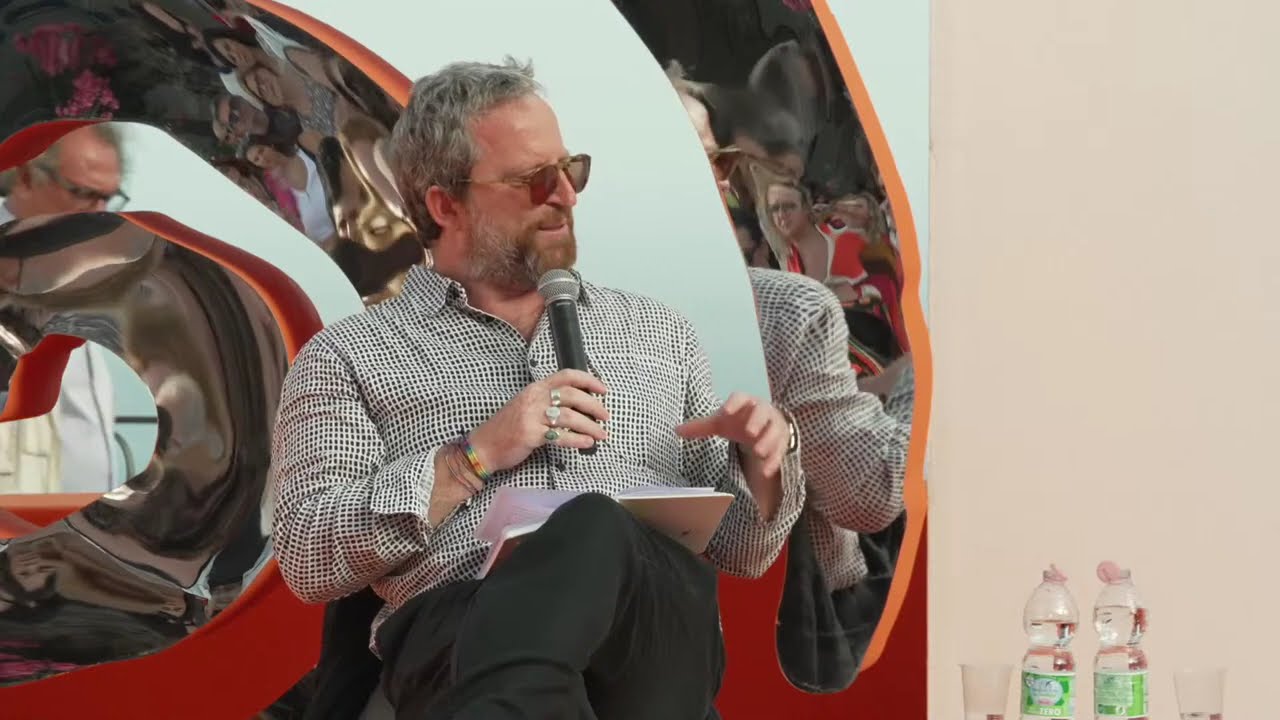 Di bellezza, grande e ovunque. Conversazione con il regista Paolo Sorrentino