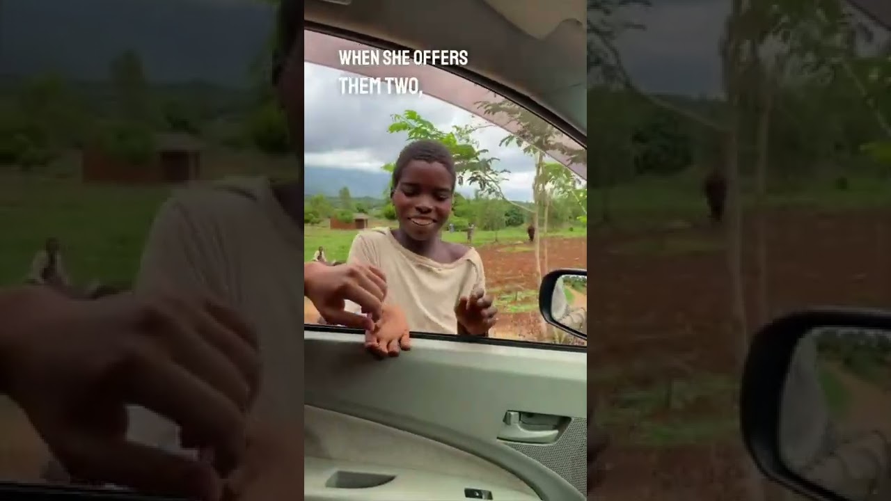 She hands out candy to children in Africa and they&rsquo;re so grateful ❤️