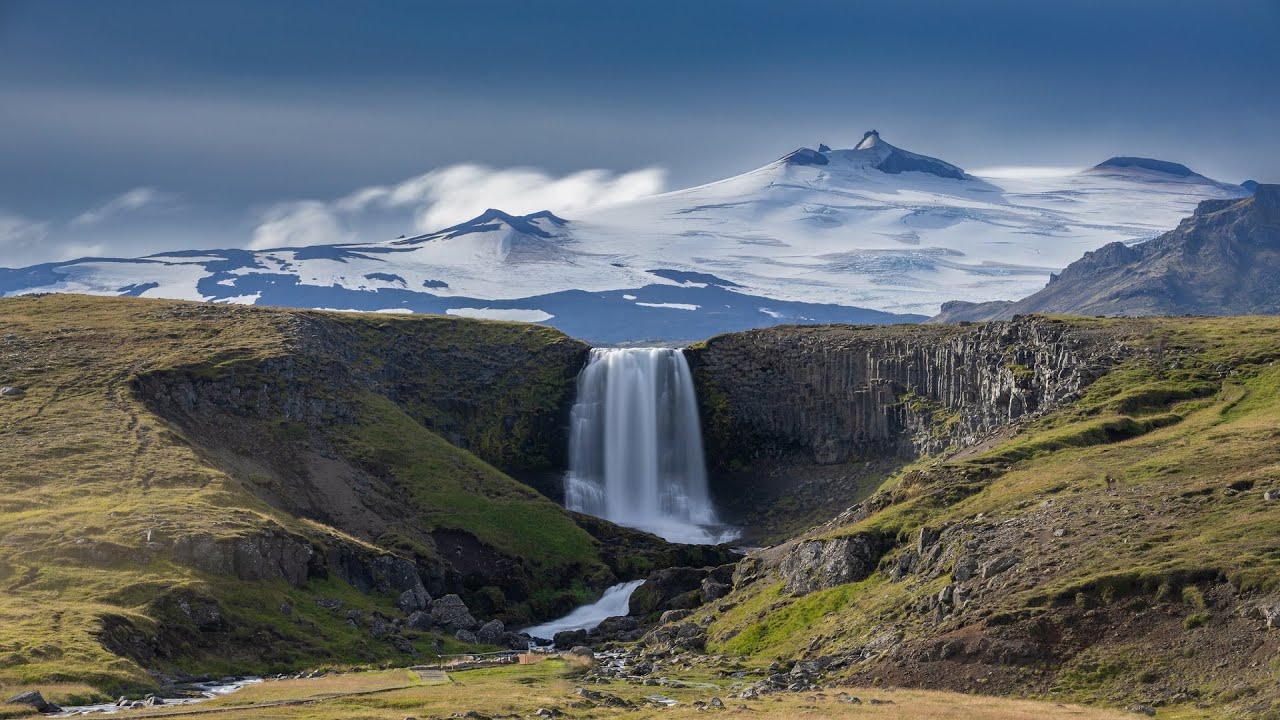 Iceland’s Hidden Gem: Svodufoss Waterfall in 4K