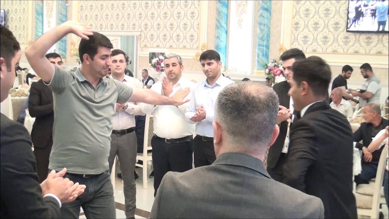 her yana ses saldi bu toy popuri Rauf Nagıoglu ve Ulduz xanım / gitara Resad / qarmon Perviz