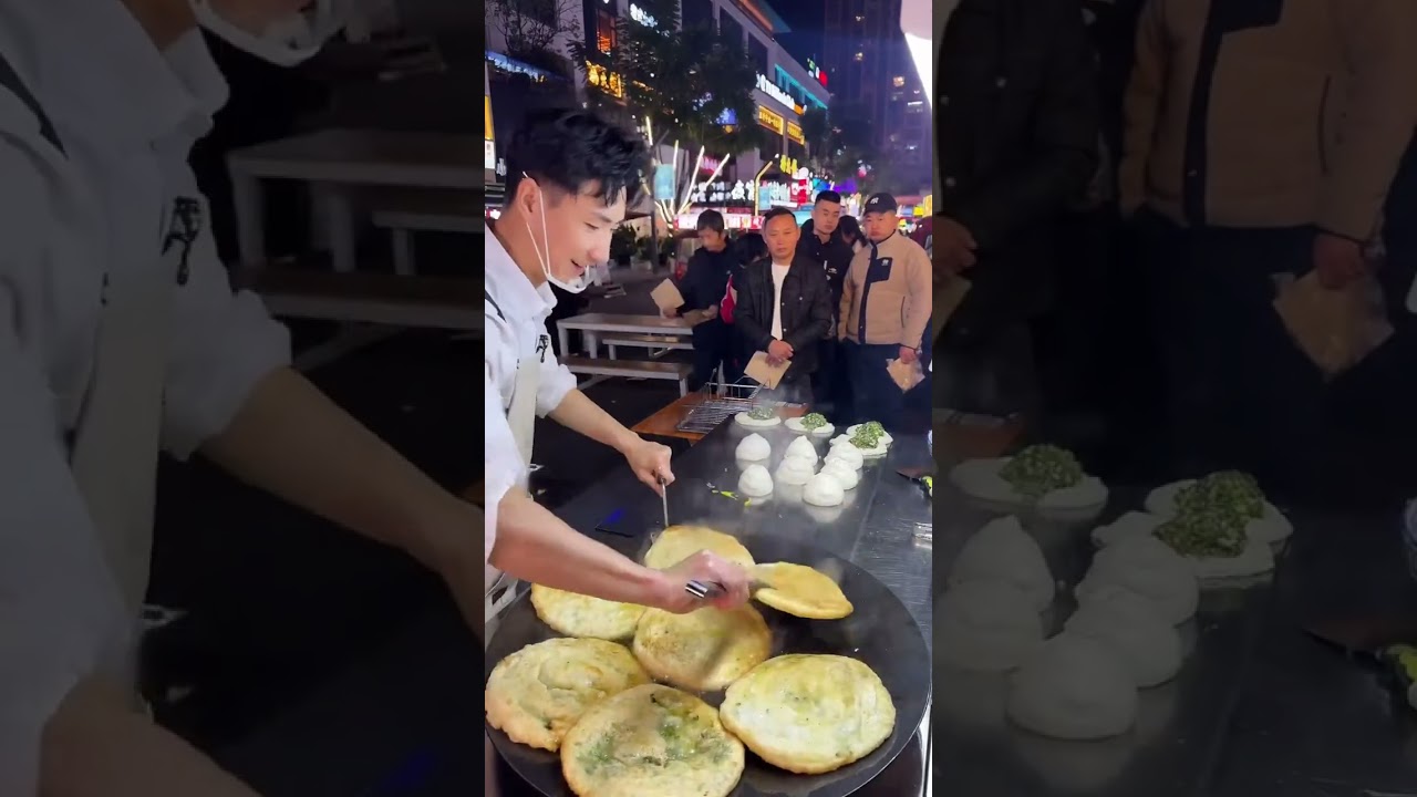 Set up a stall and sell 1,000 scallion pancakes every day!