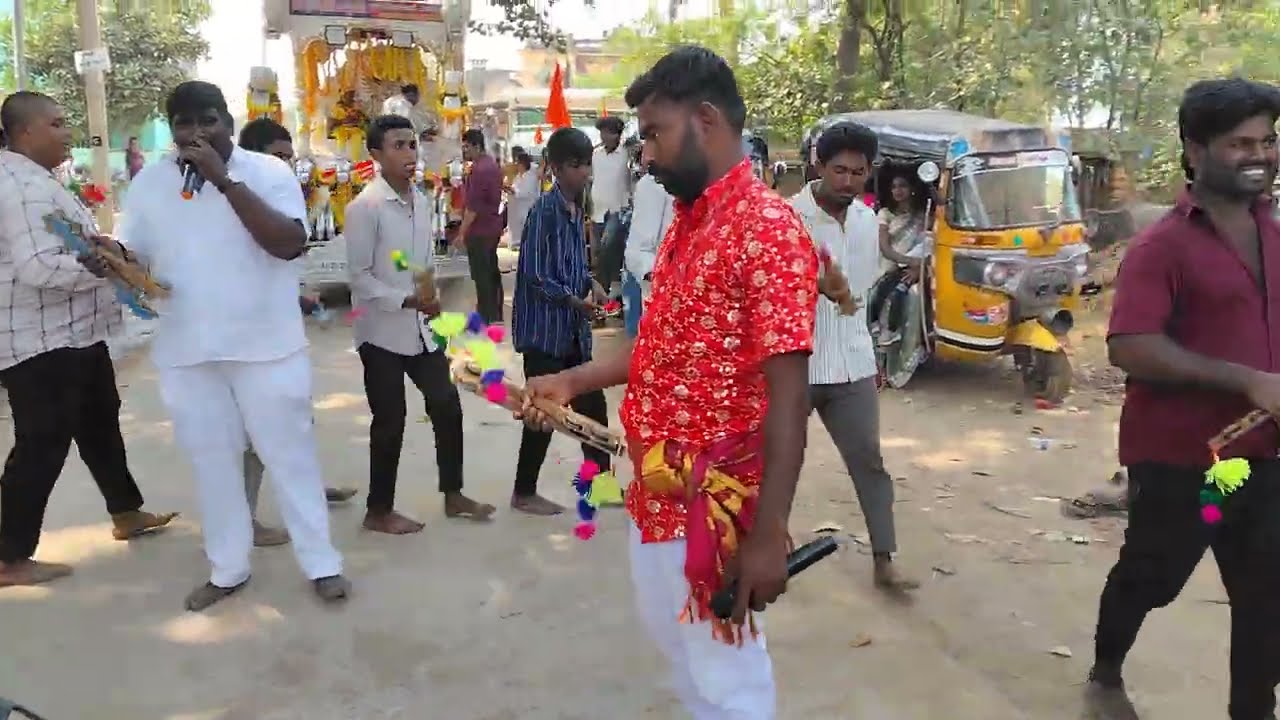 బండి శ్రీనివాసులు గారి ఆధ్వర్యంలో చెక్కభజన పాటూరు పెంచలకోన పాదయాత్ర