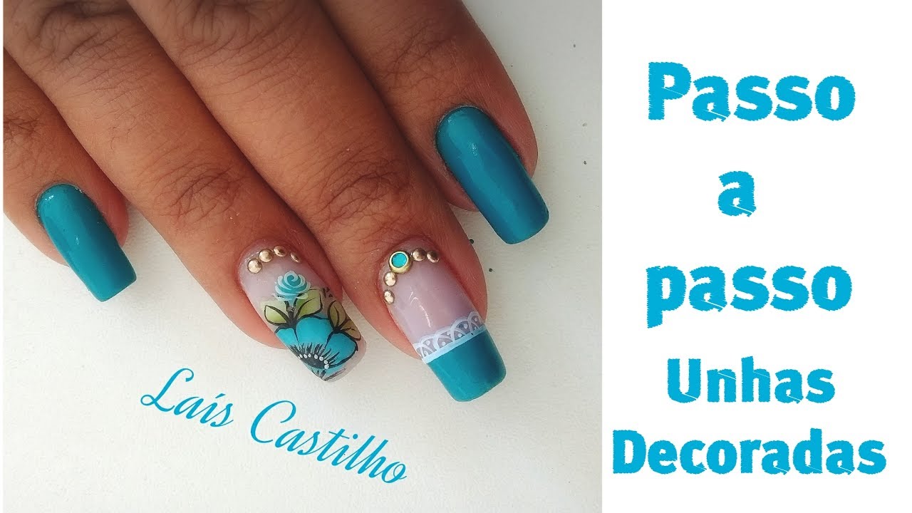 Unhas decoradas flor carga dupla Laís Castilho