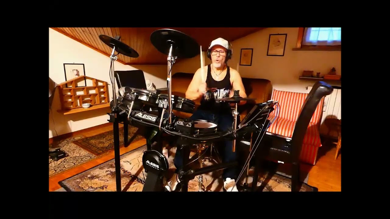 1982 Duran Duran - Hungry Like The Wolf (drum cover - fair use)