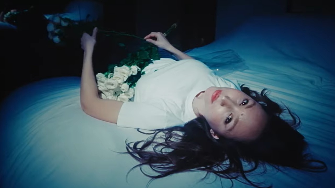 Tessa B - Elle est pour toi (Visualizer)