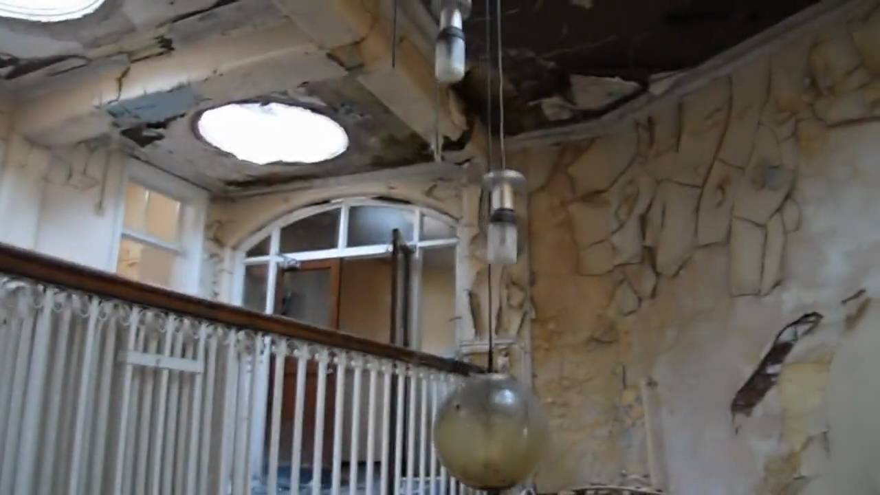 Urbexing -Derelict School, Doncaster, Yorkshire, UK