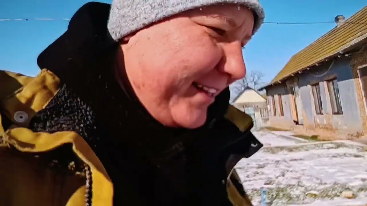 Два в одном, мужик и женщина. Поддержите её на этом канале и подписку