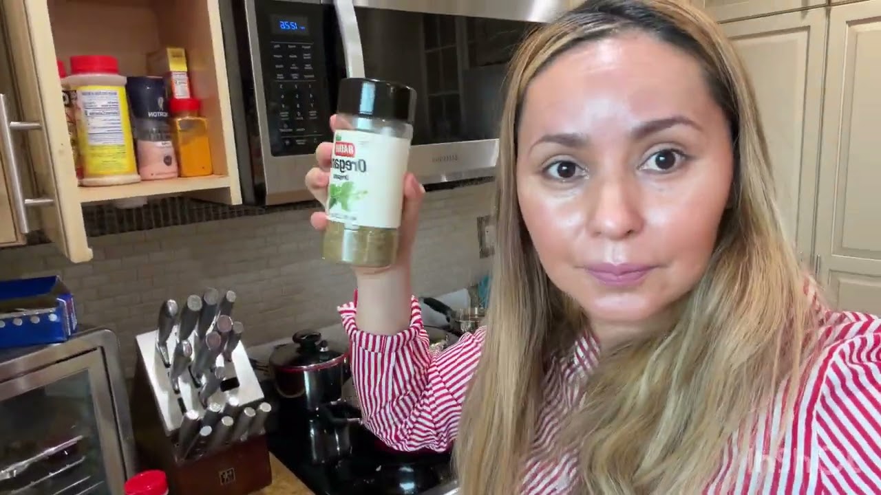 Episodio hice una receta de pollo con salsa de tomate queso y leche 🥛 