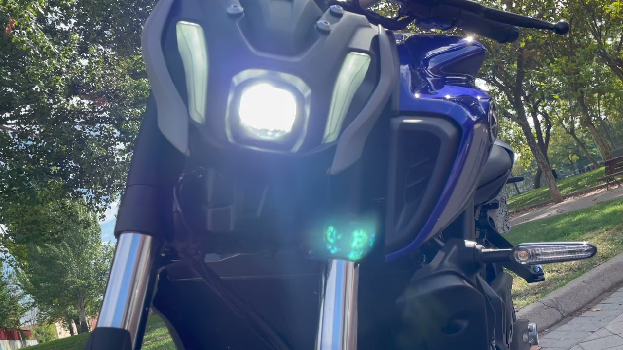 Prueba dinámica y opinión Yamaha MT07 2021