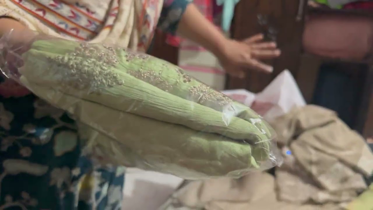 এখানে যে ভিডিওটা এটা হচ্ছে আমরা বাহিরে মানে বাংলাদেশে থাকার আগে এখন হচ্ছে আমরা বিদেশ