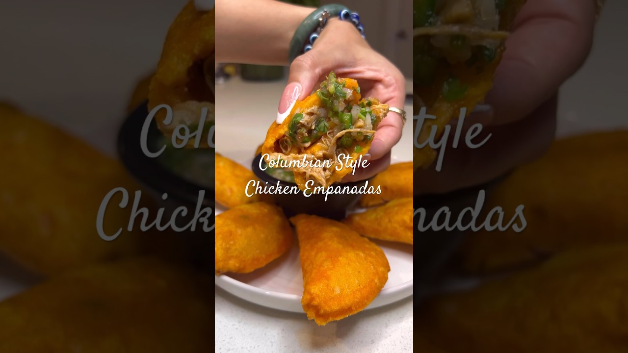 Colombian style chicken empanadas #recipe #empanadas #chicken