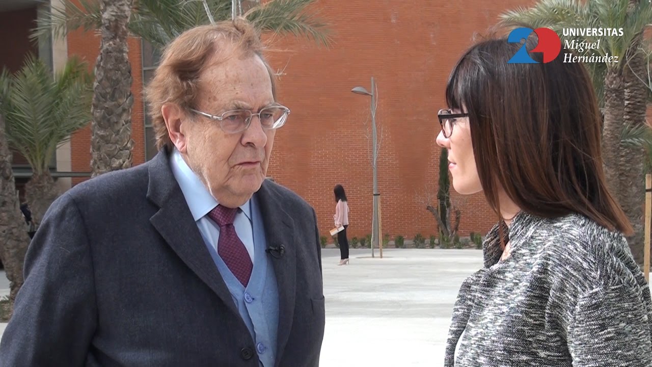 Entrevista con...Ramón Tamames Gómez