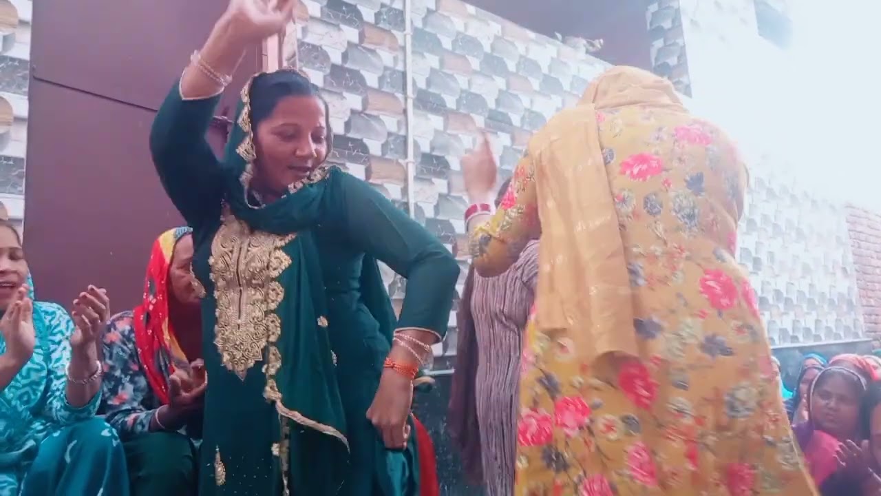 सुलोचना कीर्तन पार्टी बहन ने कमाल कर दिया डांस में8607240550