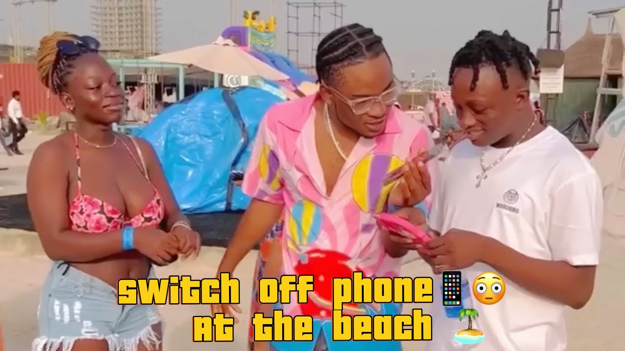 Making couples switch phones at the beach 🏝️