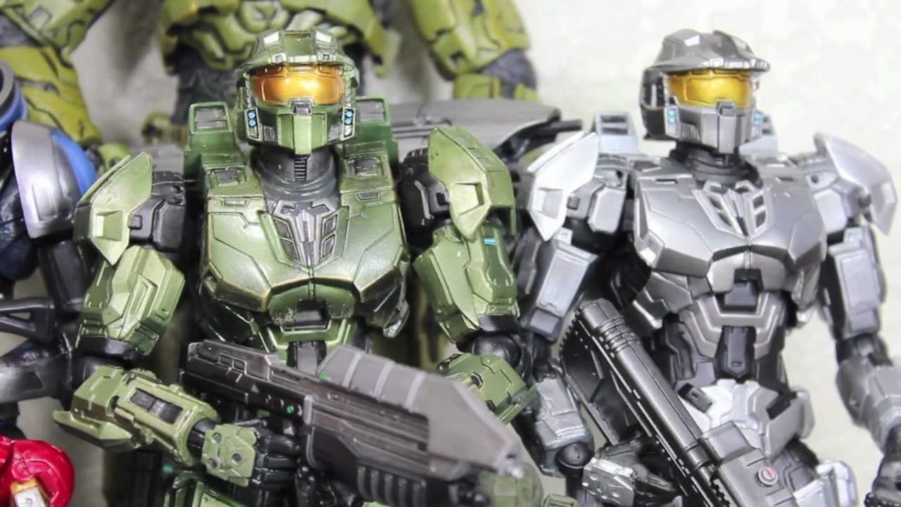 Halo Play Arts Kai Master Chief & Mark V Silver Spartan NYCC 2011 Exclusive Figure Review
