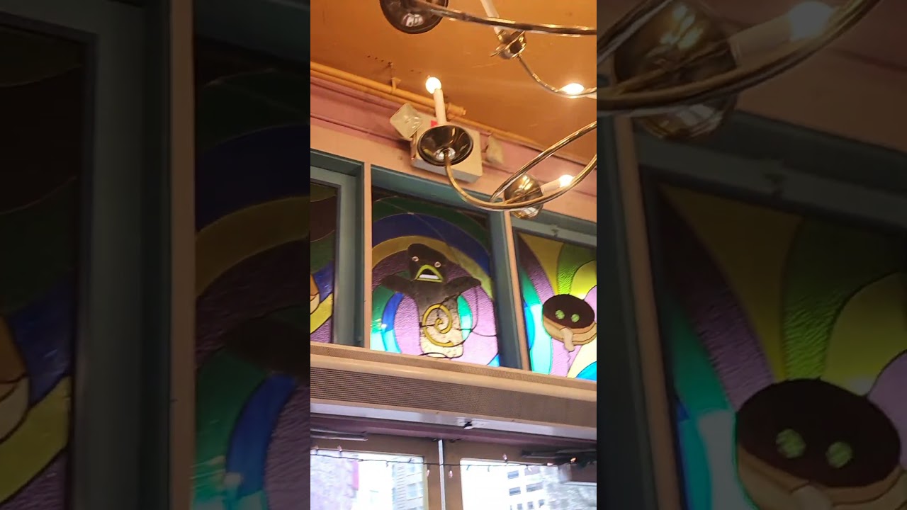 voodoo donuts Portland Oregon